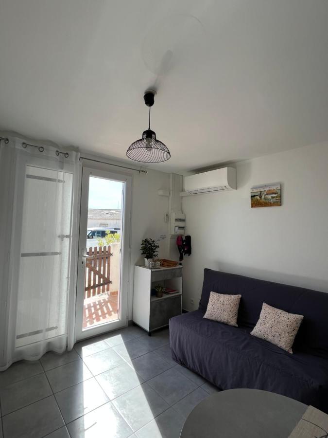 Appt Calme Ensoleille Fonctionnel Apartment Saintes-Maries-de-la-Mer Bagian luar foto